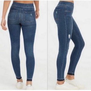 Spanx Jeans Pull On - Women’s Medium